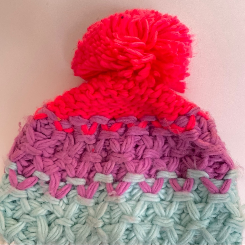 Winter hat - Picture 2 of 4